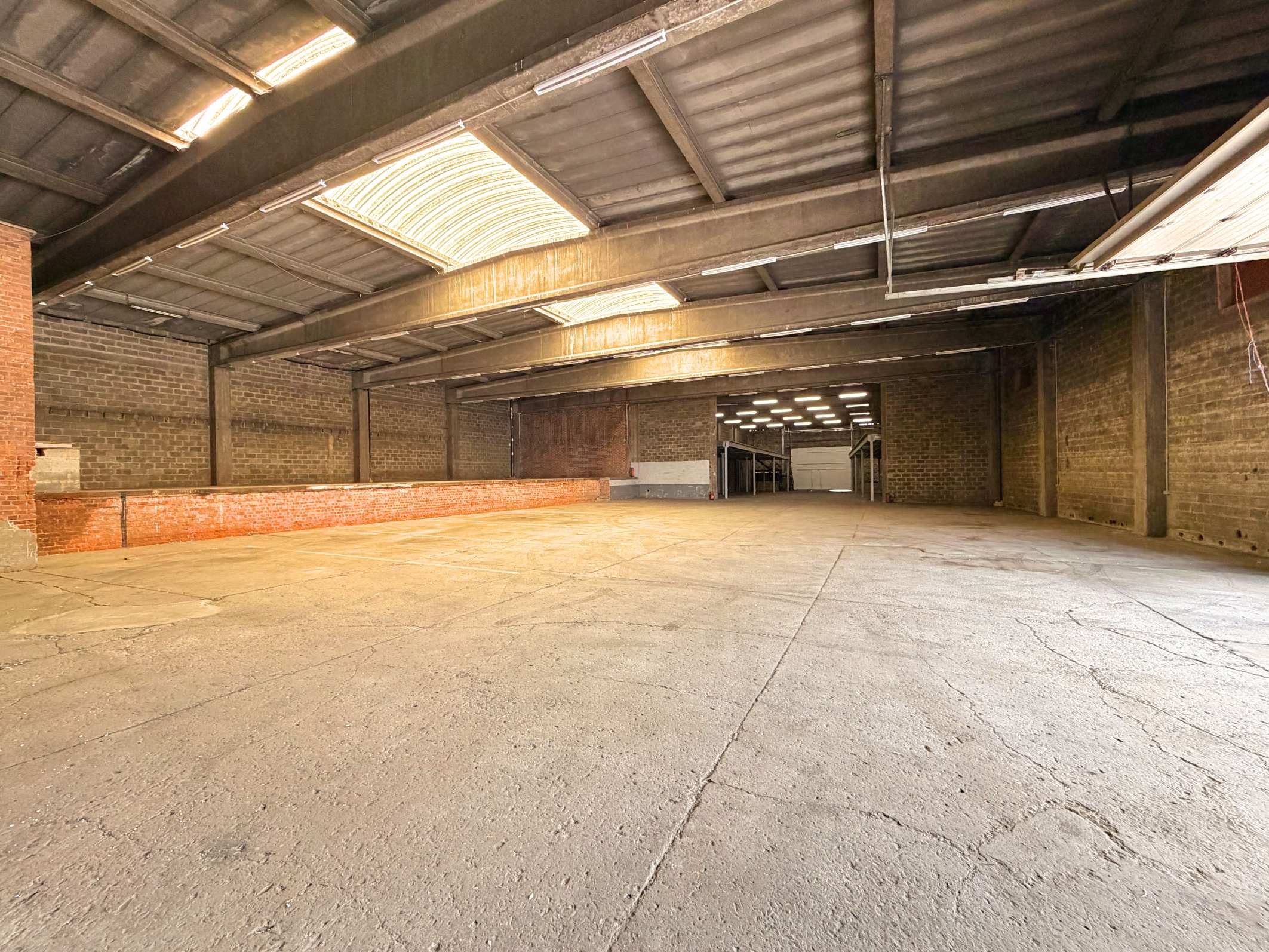 Entrepôt de +/- 790 m²